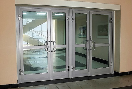 Двери распашные входные алюминиевые Altest Comfort 690  Болгария